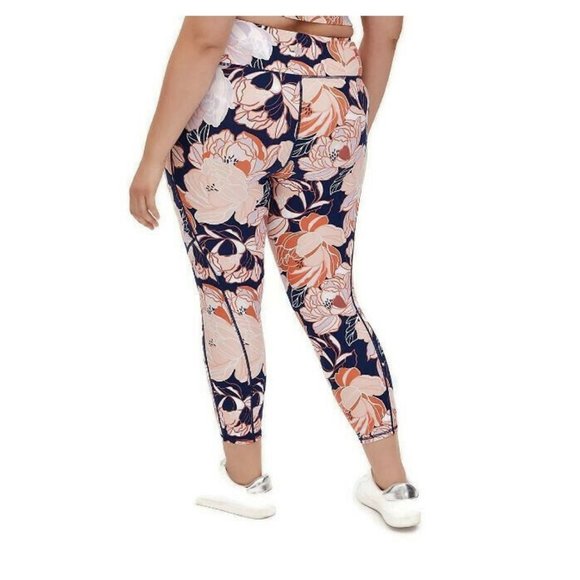 TORRID Plus Size 1X Navy Peach Floral Crop Wicking Active Leggings Pockets - Picture 3 of 8